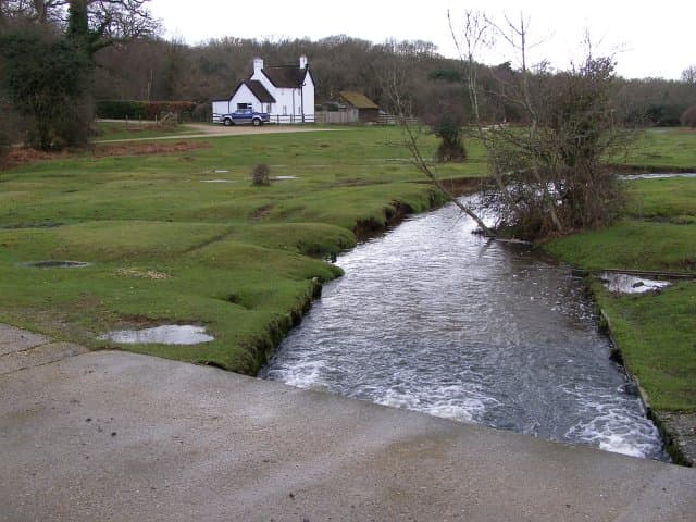 Holly Hatch Cottage beside Dockens Water — a remote forest keeper's residence in the New Forest